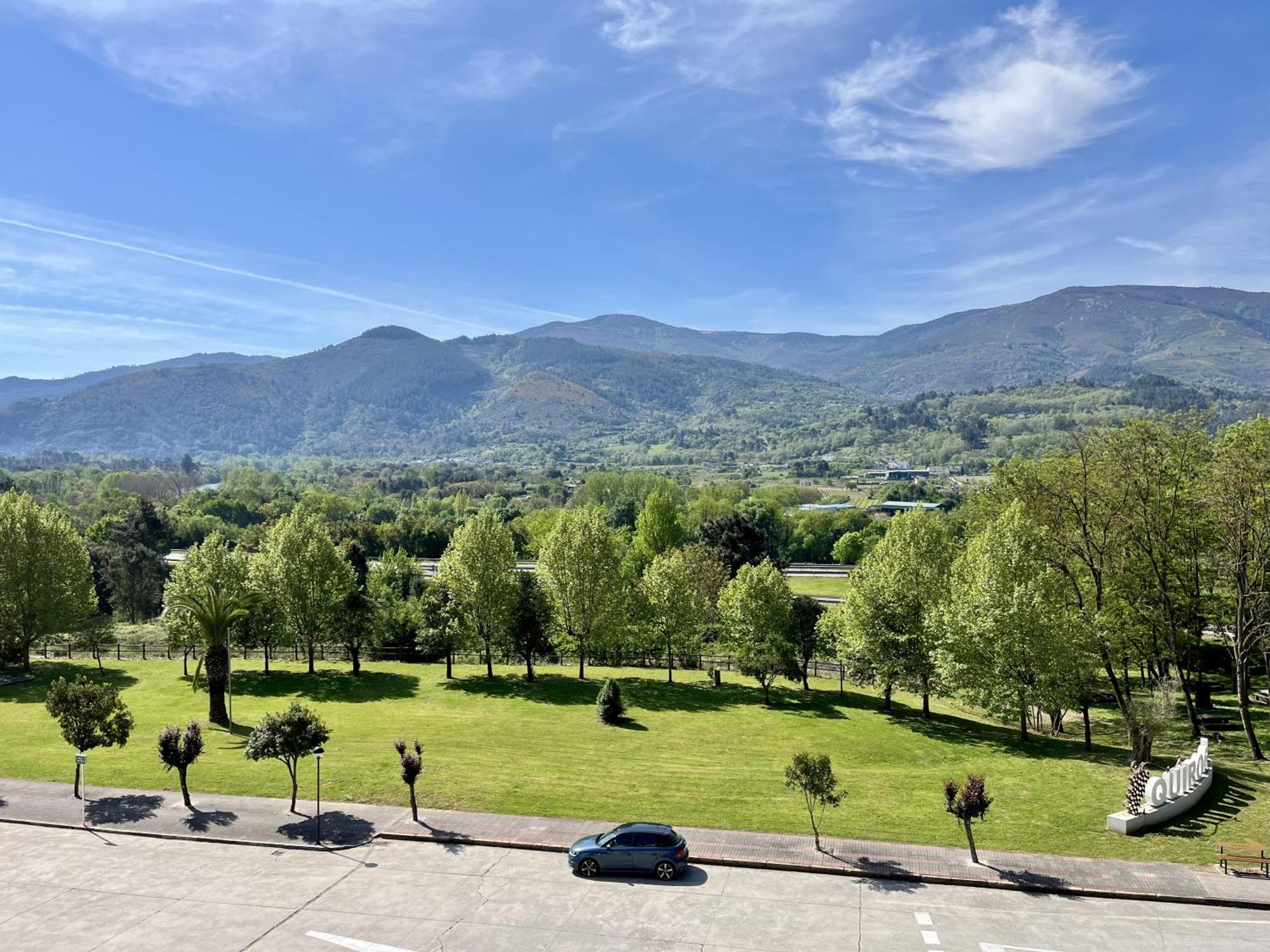 Preciosas Vistas En El Corazon De La Riveira Sacra Lägenhet Quiroga Exteriör bild